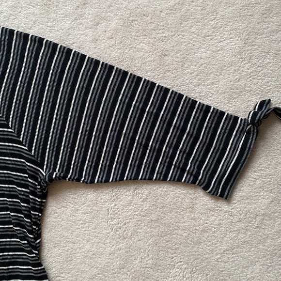 Motherhood Maternity women’s plus size striped top size 3X NWT - Picture 2 of 6